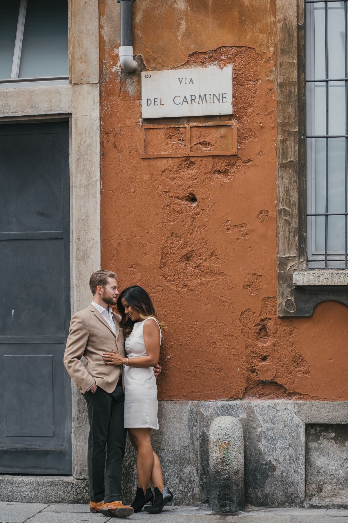 engagement photos session in Milan