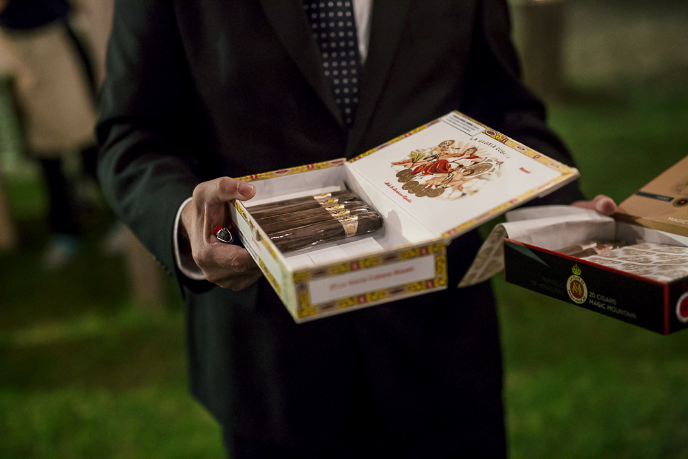 wedding photographer tuscany italy cigars